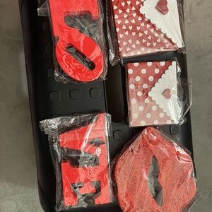 Red and White Valentine's Decor Set